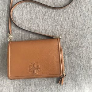 Tory Burch McGraw Crossbody (Luggage colour)